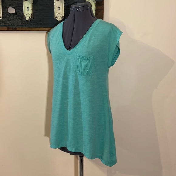 2/$12 DKNY Jeans Aqua Trapeze Hem T-Shirt Size Small - Picture 2 of 15